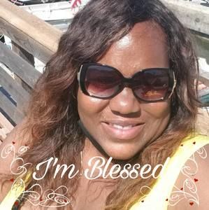 Meet your Posher, Gloria